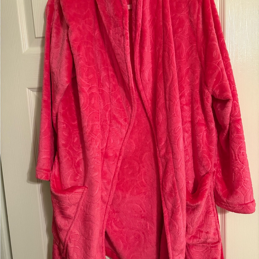 Joe Boxer Vibrant Pink smiley face robe